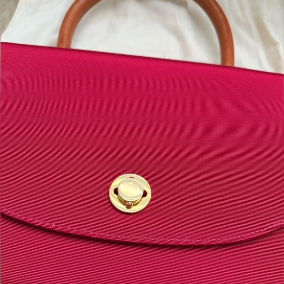 Mansur Gavriel Elegant Red Handbag - Picture 4 of 10